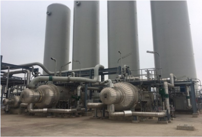 Lắp dựng tấm bảo ôn cho đường ống và bồn bể